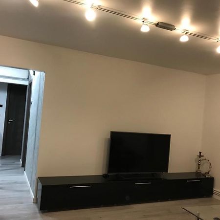 Elegant & Silver Luxury Apartament Craiova Exterior foto